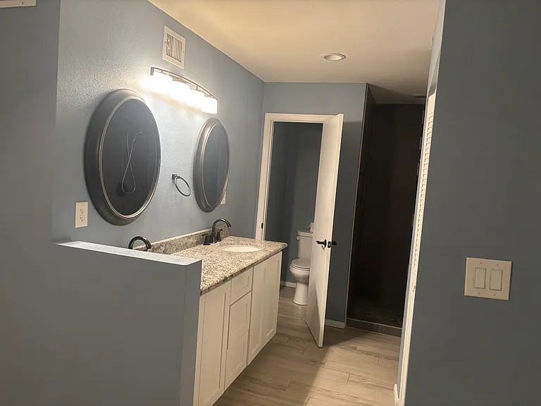 4612 W Augusta Ave — Photo 5