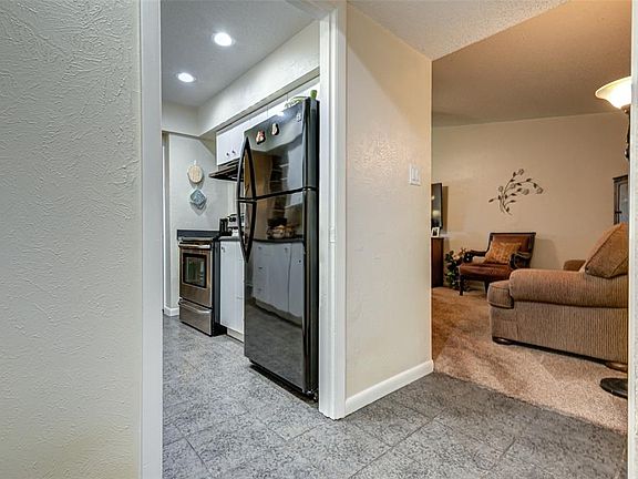 5th image of 3117 Pamela Dr