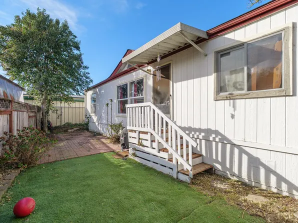 97 Kennedy Lane #26, Healdsburg, CA 95448