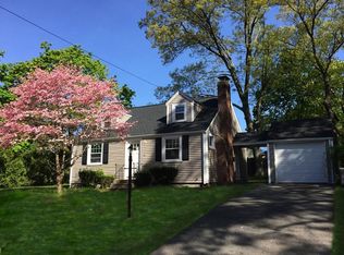 33 Londonderry Rd, Framingham, MA 01701