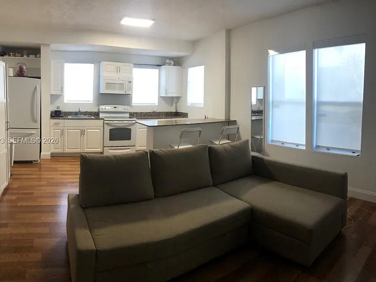 737 Jefferson Ave #103 — Photo 8