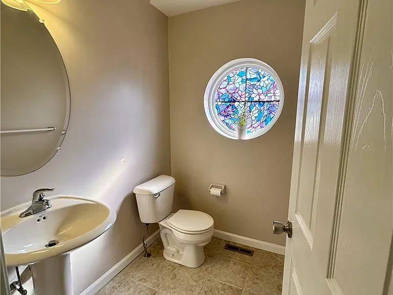 306 Milkweed Dr — Photo 8