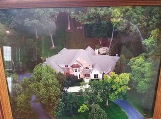 28864 W Harvest Glen Cir, Cary, IL 60013