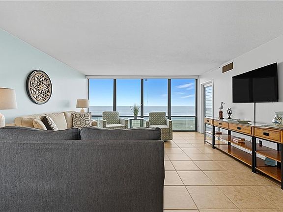 3rd image of 3615 Atlantic Ave APT 301