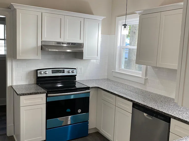 77 Ardmore Rd #77 — Photo 3
