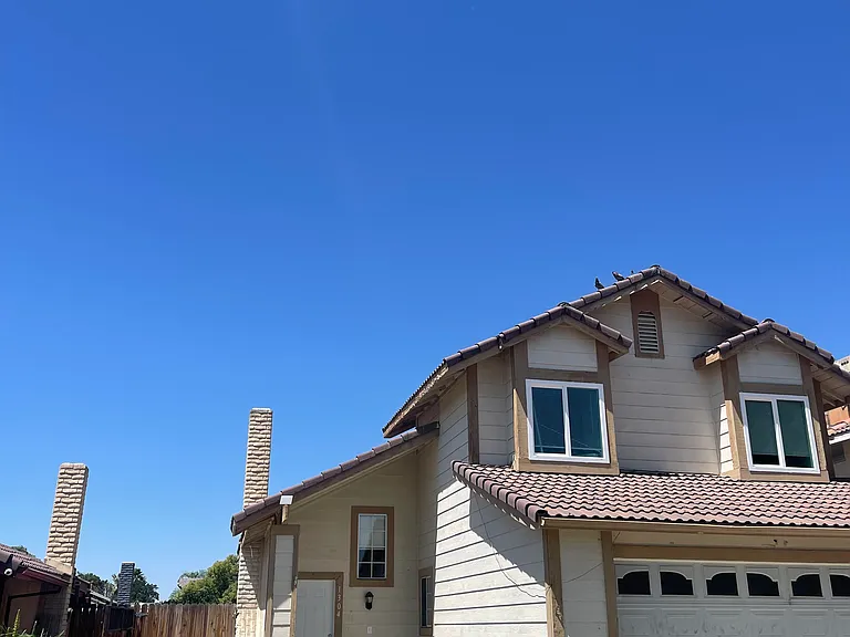 1304 Santiago Ct — Photo 1