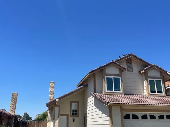 1304 Santiago Ct, Bakersfield, CA 93307