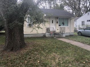 904 N Gregory St, Urbana, IL 61801