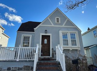 560 E Hudson St APT 1, Long Beach, NY 11561