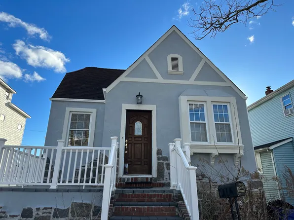 560 E Hudson St APT 1, Long Beach, NY 11561