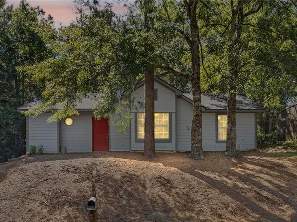 6221 Summer Place Dr N, Mobile, AL 36618