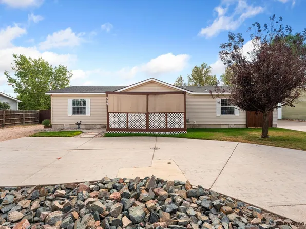 717 Sunridge Dr, Cheyenne, WY 82007