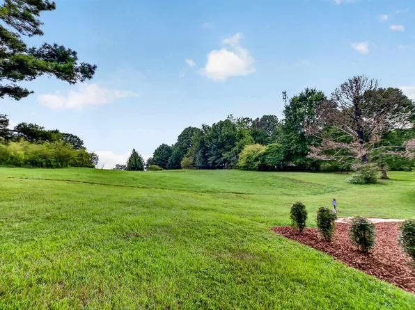 27 Chelsea Village Cir, Chelsea, AL 35043