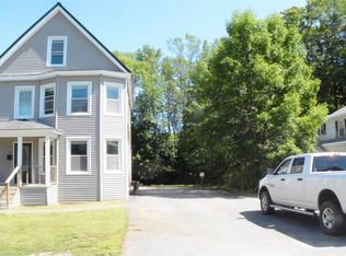 15 Hill Ave, Newport, ME 04953