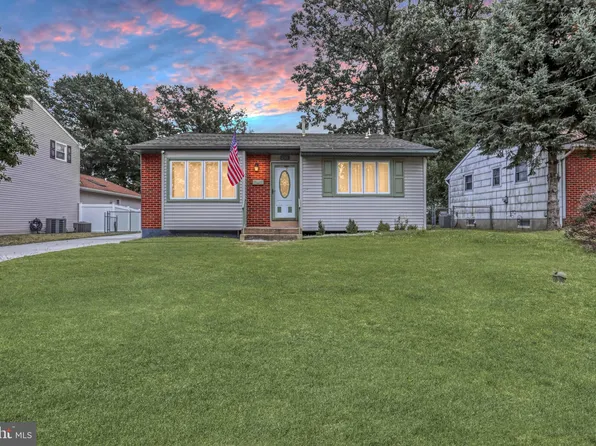 231 S Coles Ave, Maple Shade, NJ 08052