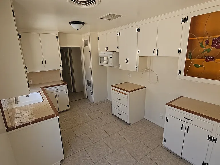 44928 Kingtree Ave — Photo 9
