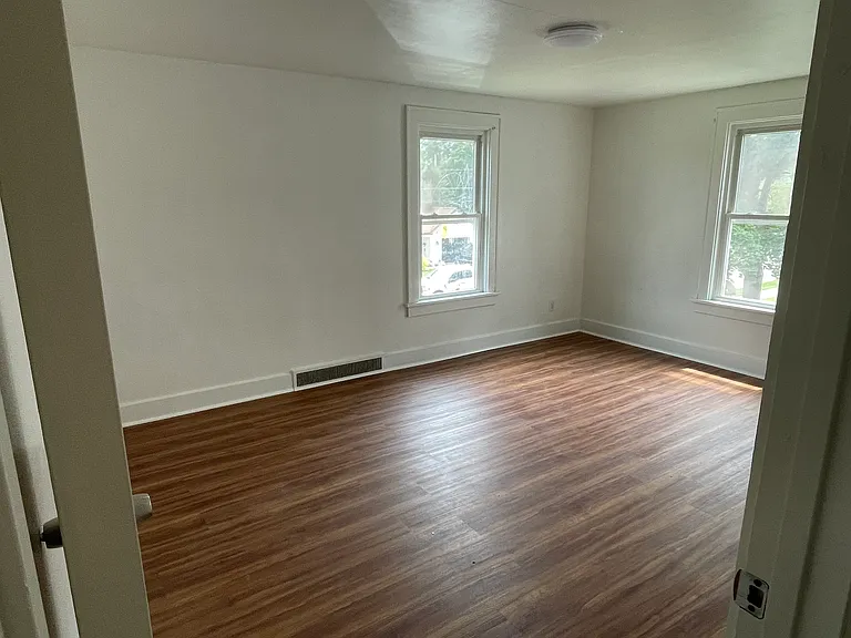 410 Massachusetts Ave #2 — Photo 5