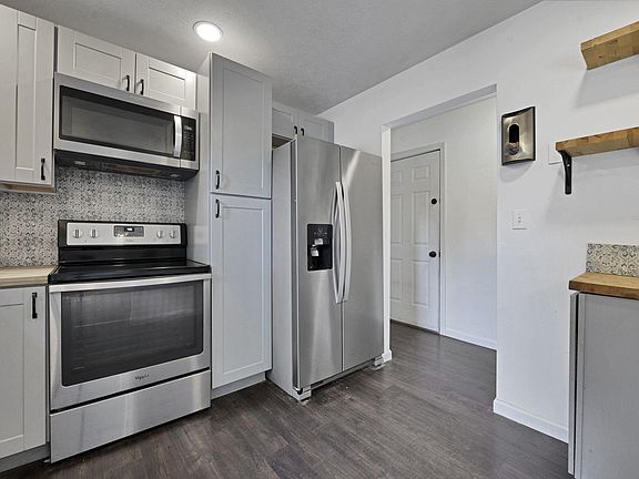 5th image of 328 Lincoln Pl