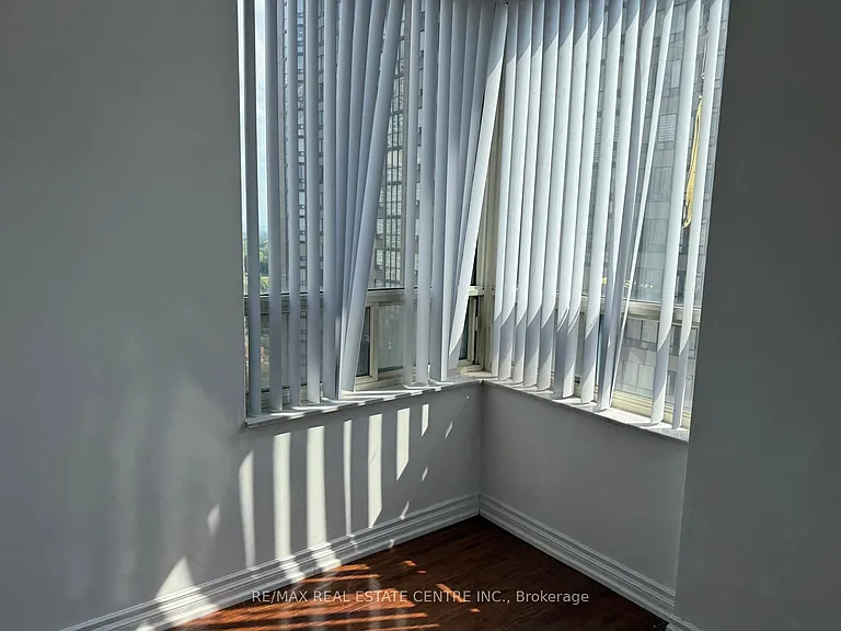 265 Enfield Pl #1403 — Photo 28