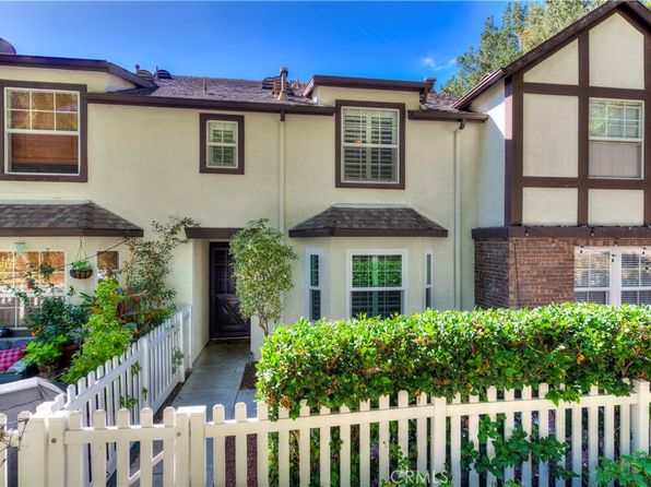 87 Three Vines Ct