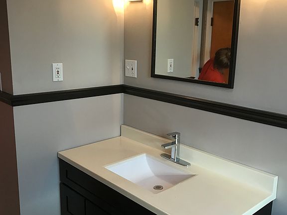 2nd image of 108 Wilbury Pl Floor 2