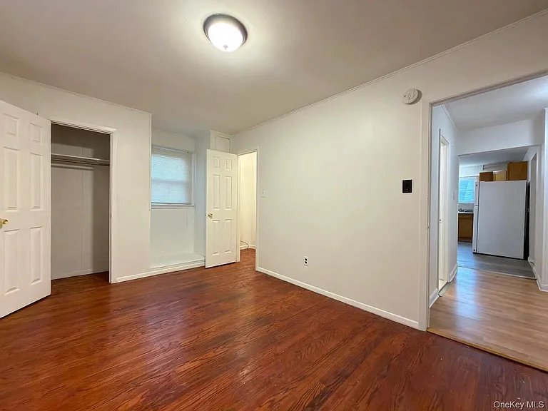 18 Bedford Ave #HOUSE — Photo 10