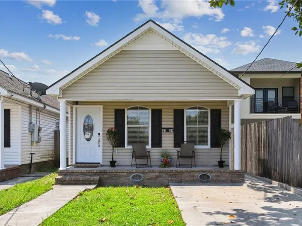 1318 Kepler St, Gretna, LA 70056