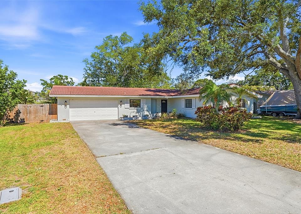 1st image of 1349 Viewtop Dr