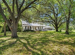 7824 Waldeck Cemetery Rd, Round Top, TX 78954