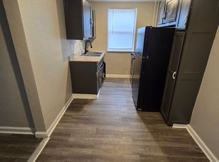 47 Bankers Ln APT E, Indianapolis, IN 46201