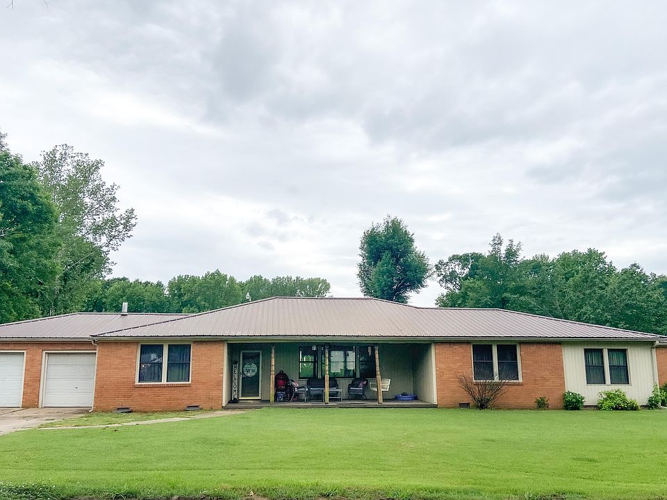1st image of 103 Water Oak Dr