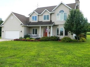 26020 Peavine St, Cassopolis, MI 49031