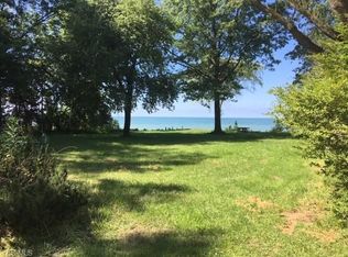 32576 Lake Rd, Avon Lake, OH 44012