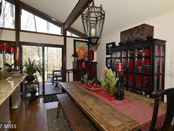 4th image of 10864 Wolfe Hill Ln