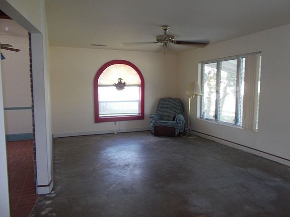 3rd image of 3364 Housatonic Dr