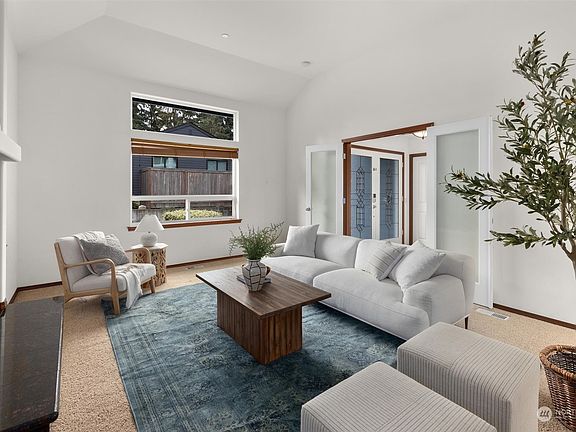 5th image of 16039 30th Avenue NE
