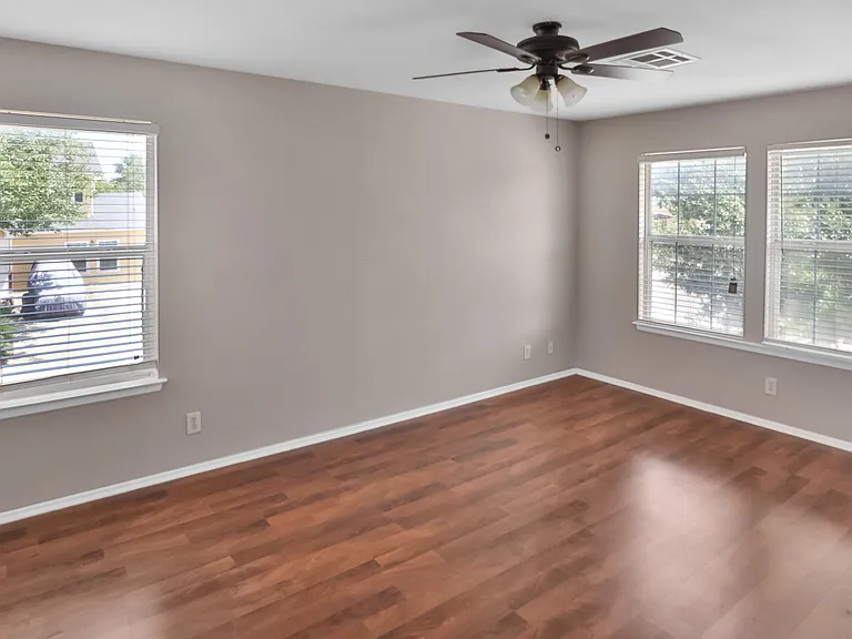 1703 Desert Willow — Photo 11