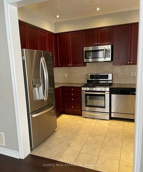 2449 Grand Oak Trl — Photo 4