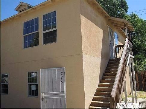 1st image of 2344 Oakmont St