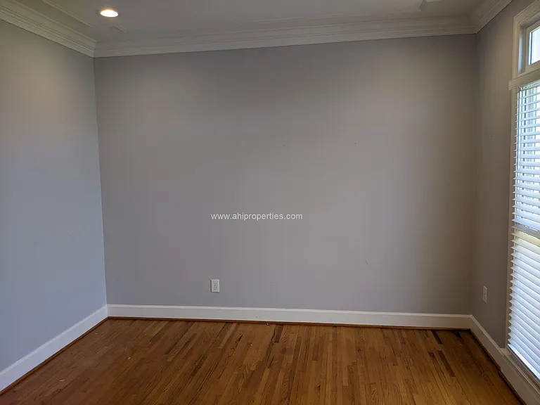 8014 Greystone Grn — Photo 6