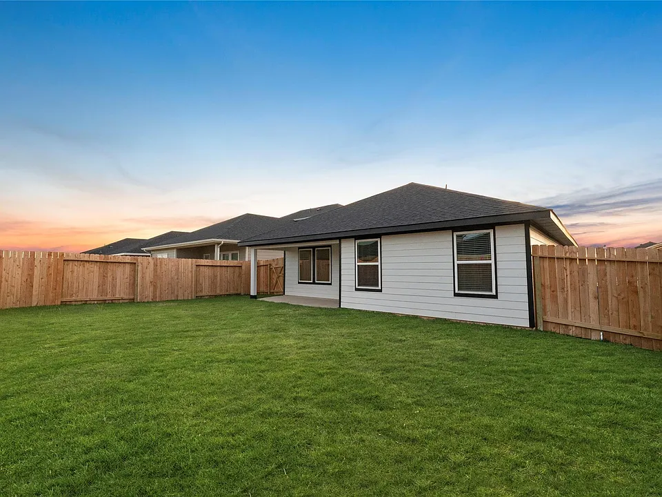 4227 Bedwyn Bay Dr