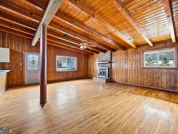 5th image of 504 N Little Victoria Rd