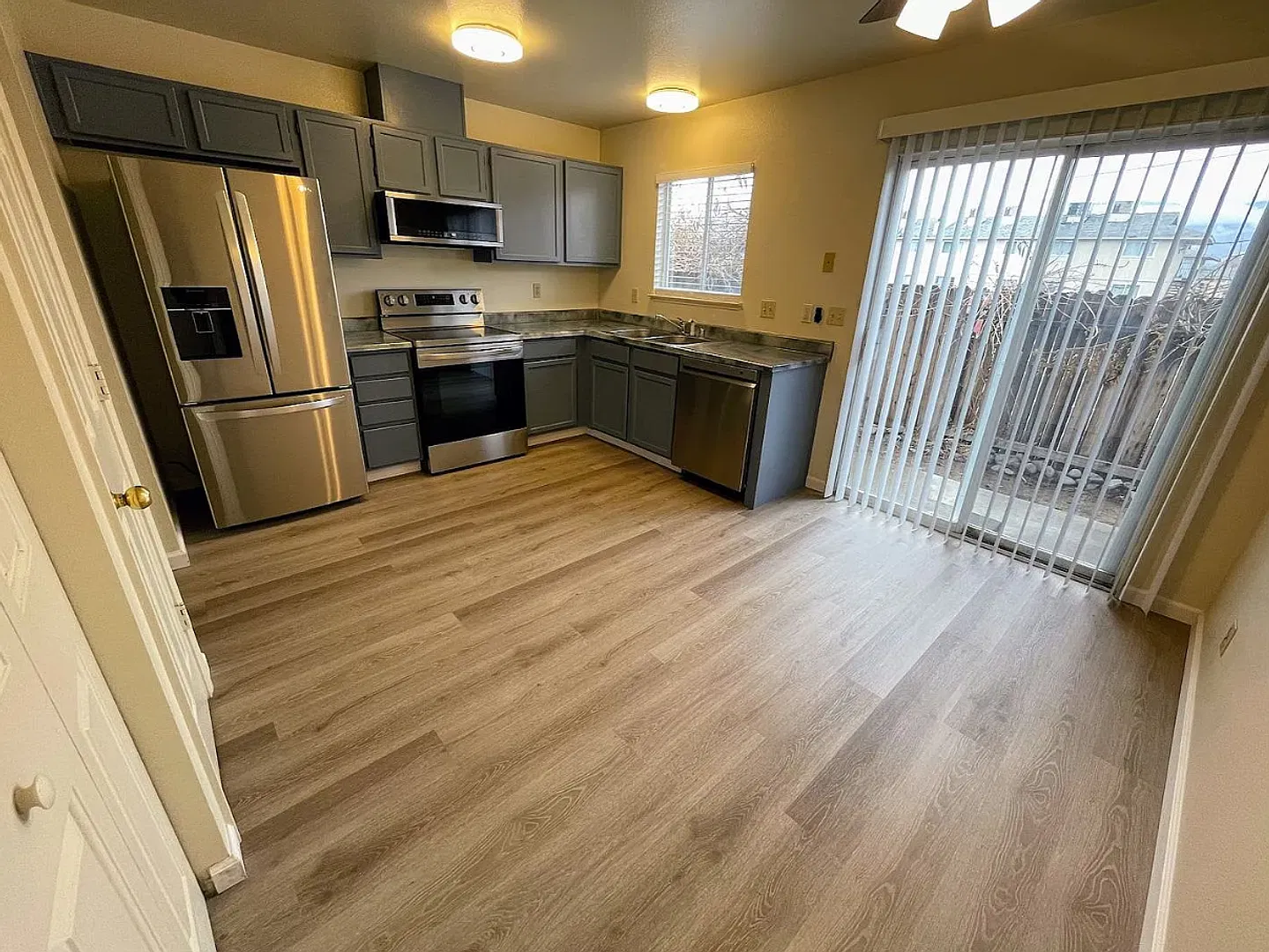 3913 Pheasant Dr — Photo 4