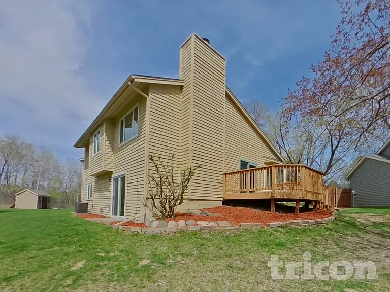 1444 Willow Creek Ln — Photo 19