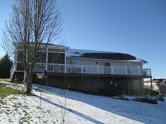 2nd image of 3132 Blueberry Dr