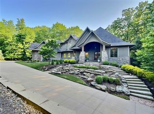 17797 Falling Water Rd, Strongsville, OH 44136