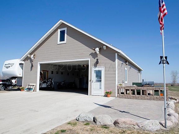 3rd image of 3006 40th Ave W