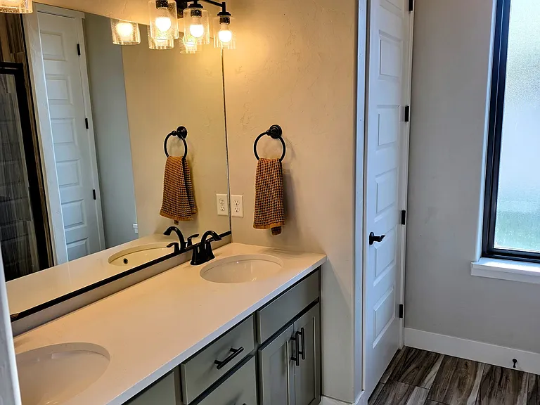 846 Rupp Ave — Photo 16