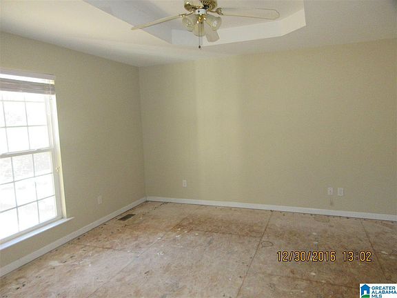 4th image of 4124 Burr Dr