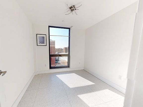 4th image of 1601 E 19th St #5A